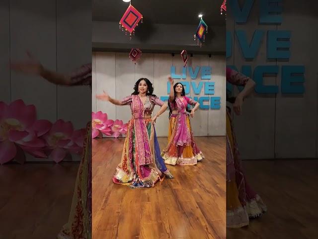 kudmayi/ wedding dance shorts/ alia bhatt #trending #weddingdance #Sangeet #shadi #bollywood