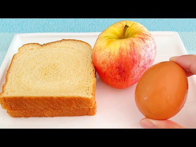 Christmas pie with apples, eggs and toast  Quick and delicious, easy toast dessert Pie recipe