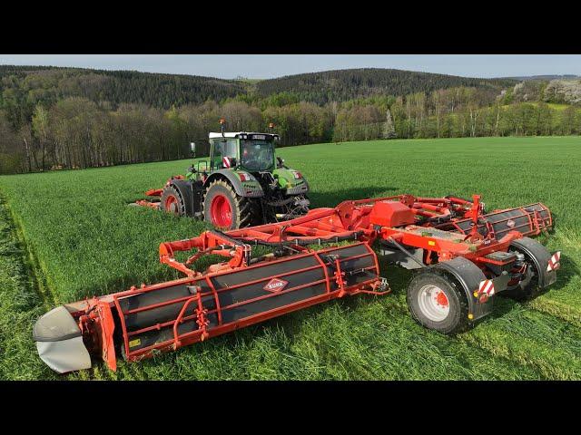 Grünroggen -, Grasernte 2023 - mähen & schwaden Traktor Fendt, Case mit Kuhn - Landwirtschaft farmer