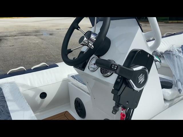 EastMarine boats Godiac 390 Luxury aluminum hull $17,495 fully equipped Haulover ramp