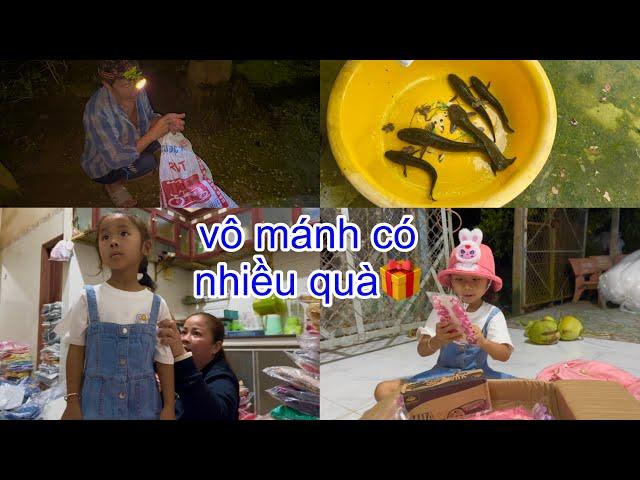 [929]Xoài Về Việt Nam Chuyến Này Ông Ngoại Đi Cắm Câu Kiếm Cá Đồng Cho Xoài Ăn.