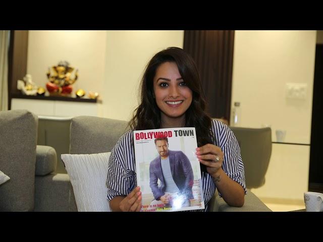 Anita Hassanandani wishing Bollywood Town on it's 3rd Anniversary