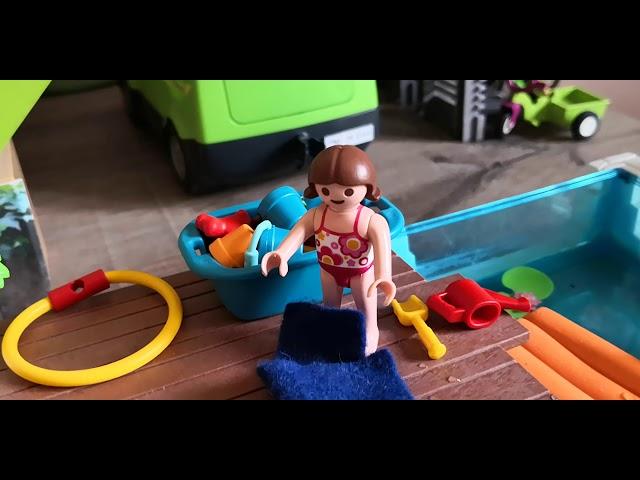 Chloé en français présente une histoire  Playmobil : Mia n est pas sage du tout ! 