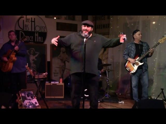 Mikey Junior - She Can Do What She Wants To