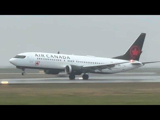 Air Canada 737 Max 8 BUTTER Landing in Rain and Low Visibility at YVR