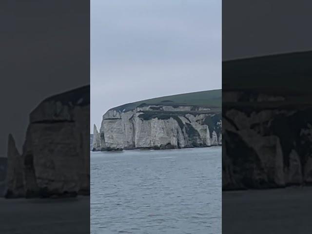 Leaving Poole #sailing #yacht #poole. Please subscribe. Thank you 