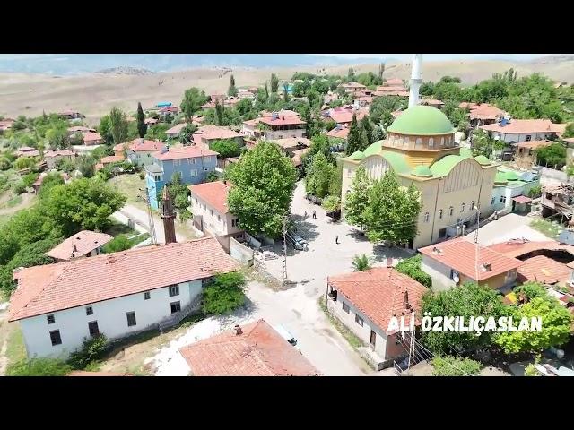 Çorum osmancık kargı köyündeki asırlık ahşap minareyi havadan göruntüledik.