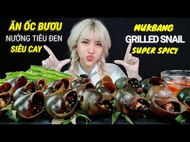 Ăn ốc bươu nướng tiêu xanh siêu cay