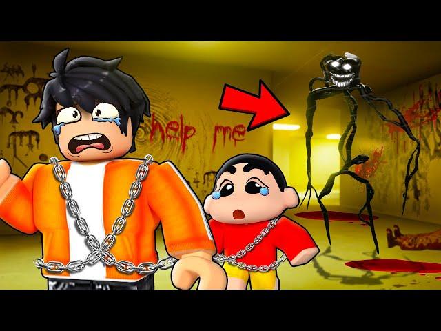We Got CHAINED TOGETHER in BACROOMS in Roblox!!!