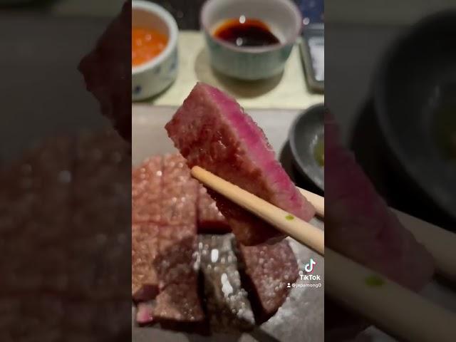 $250 Wagyu Teppanyaki steak in Tokyo - 4K