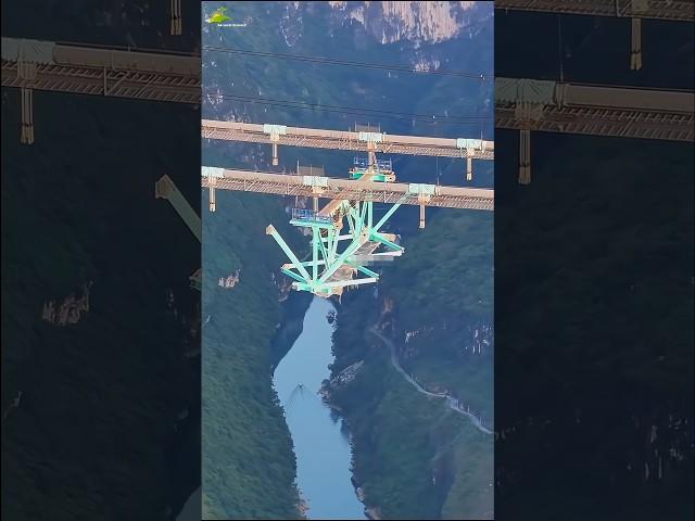 HUAJIANG GORGE BRIDGE UNDER-CONSTRUCTION 花江峡谷特大桥 #bridge #construction #engineering