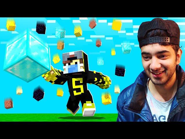 Minecraft But Blocks Fall from SKY