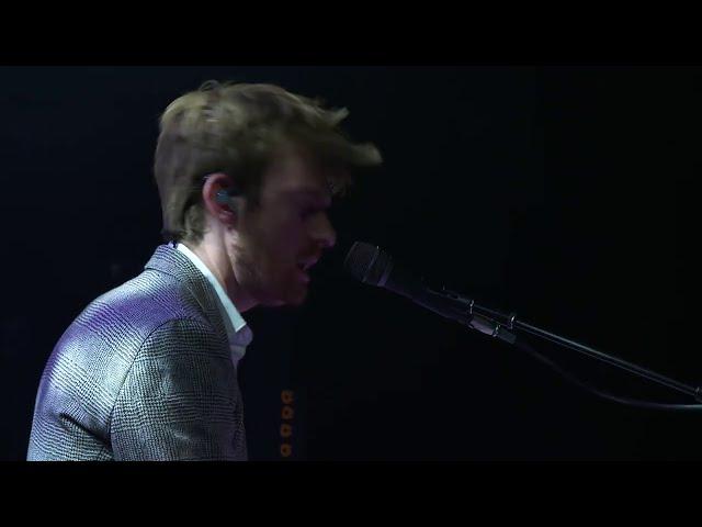 FINNEAS - Live from Teragram Ballroom - Die Alone #SOSFEST