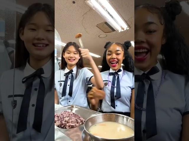 K- 고딩의 점심시간 #한림예고 #06년생 #혼혈 Korea high school lunch time 