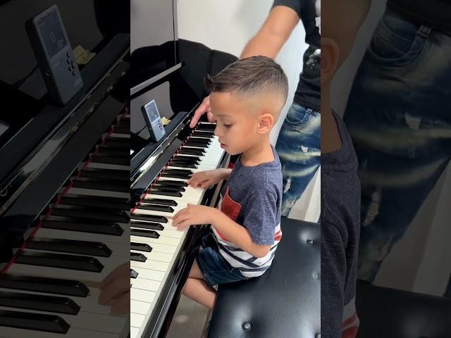 5 Year Old Learning G Major Scale & Chords On Piano  Jelijah Diaz #piano #musiceducation #pianist