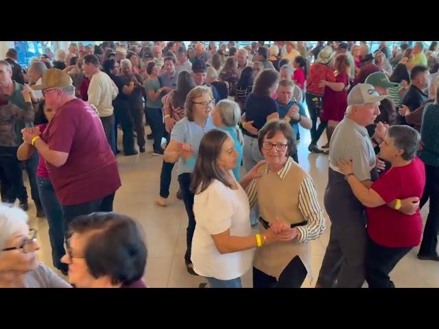Forró Baile lindo demais bora dançar galera com Gabriel Pasa no FORRÓ