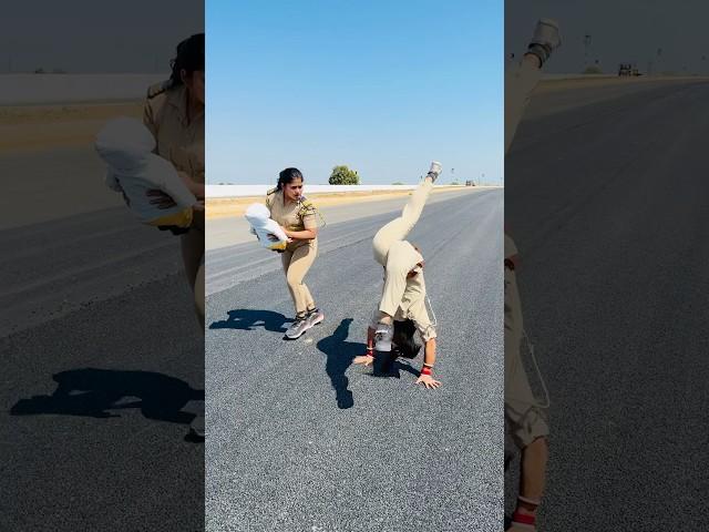 #indiangymnast #dance #talentedboystunt #lovemusic #army #stuntdancegroup #lovesong #stunt