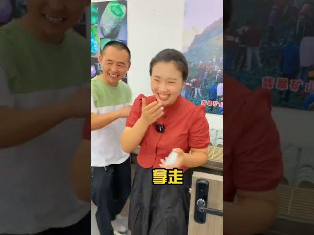 翡翠直播LIVE：預算1000元拿2條翡翠手鐲，你敢信嗎？