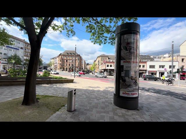 Blick auf den verkehrsreichen Münsterplatz | Mainz