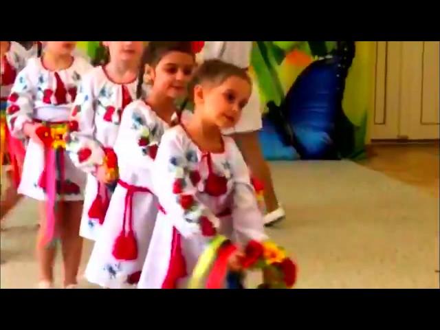 Украинский танец с веночками.  Старшая группа детсада № 160 г. Одесса 2019