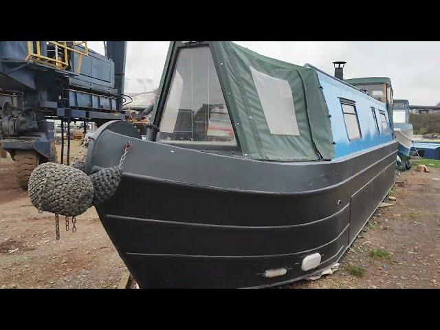 Robin - 40' Narrowboat For Sale - Liveaboard/Project boat walkthrough