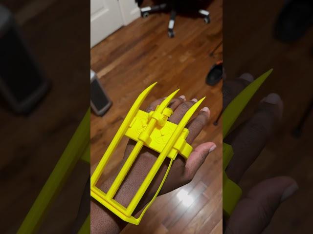 3D printed retractable Wolverine claws! #wolverine #xmen #bambulabp1s