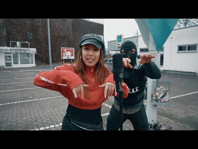 Die Hits von 2018 - Mashup Parodie | Bella ciao,Baller los, Djadja, Capital Bra u.v.m...