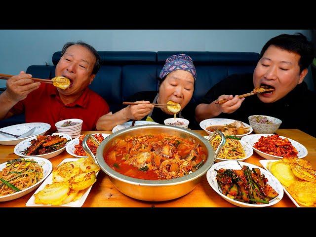 직접 재배한 양파와 완두콩, 오이로 만든 푸짐한 집밥 한 상! (Korean Homemade foods) 요리&먹방!! - Mukbang eating show