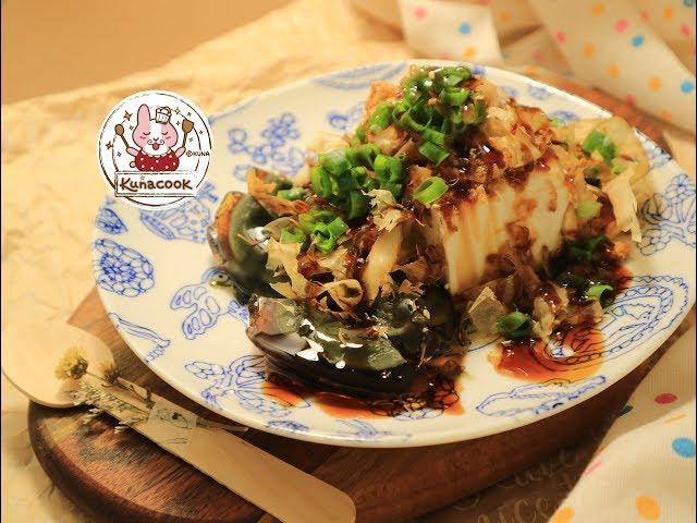 肉鬆皮蛋豆腐 preserved egg tofu with pork floss