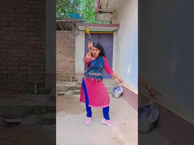 Ak Baat Bataoo to #luckymondol #dance #trending #shortsdance