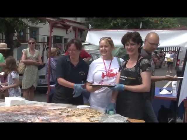 Llanidloes and the World's Largest Welshcake