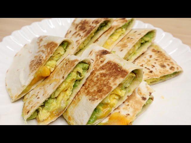 If you have Avocado, try this breakfast wrap! You will be surprised !