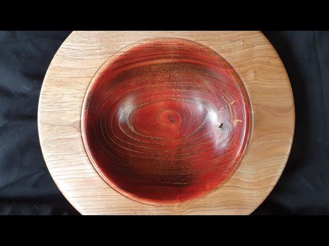 Woodturning Ash Bowl with Intrinsic colour and Gold Gilt Cream