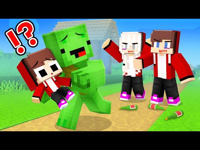 Mikey Saved BABY JJ from his EVIL PARENTS! Maizen Family Sad Story in Minecraft - Maizen