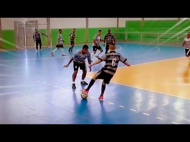 OS DRIBLE MAIS PROVOCATIVOS DO FUTSAL (É muita coragem) 