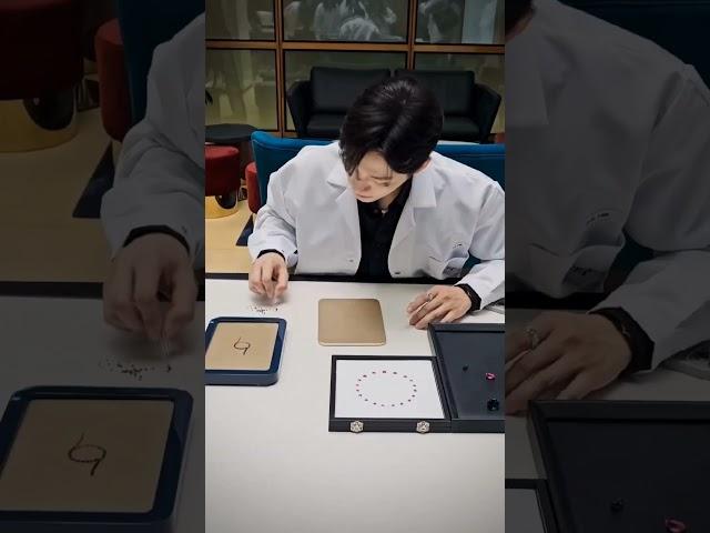 준호오빠  열공중~~너무  잊쁘다  2024 워치스 앤 원더스 제네바 행사에 참석한피아제 앰버서더 이준호  #LEEJUNHO  #LeeJunhoxPiaget150