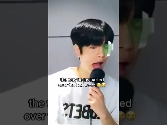 The way bro tried to censor the bad word has me  #seungmin #skz