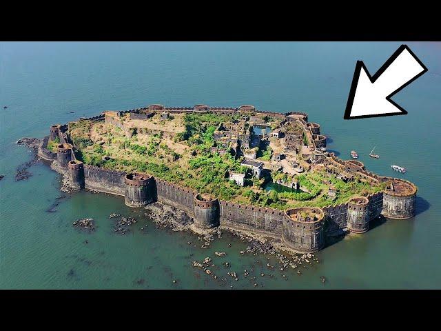 15 AMAZING FORTS and FORTRESSES