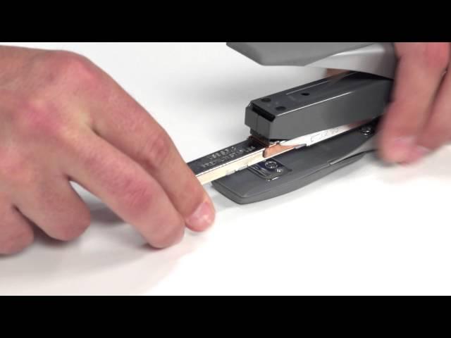 Swingline™ Loading your SmartTouch™ Stapler