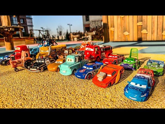 Disney Pixar Cars Lightning Mcqueen, Cruz, Storm, Doc Hudson, Rod, Sheriff, Tor Mentor, Finn, Sally.