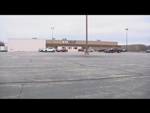 Big Lots to sell hundreds of stores, saving thousands of jobs