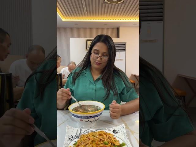 Best CHINESE NOODLES in lahore ! #food #foodblogging #foodblog #foodie #femalefoodie