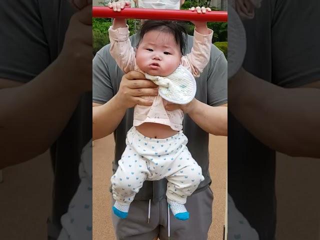 Funniest Daddy and Baby Moments / Funny Baby Fails Video #shorts