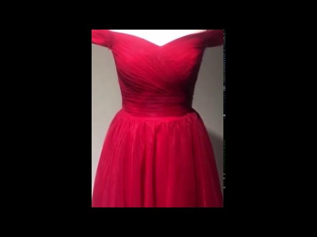 Queenderella - Off-the-Shoulder Short Tulle Red Dresses