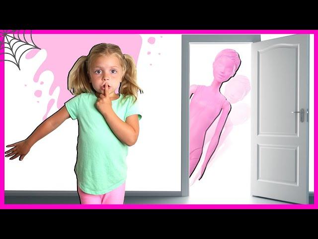 Kin Tin VS GIANT Color Reveal Chelsea Doll! Barbie Pretend Play