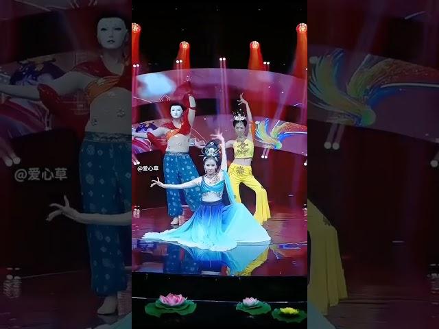 麦穗儿古典舞蹈。#国风古韵#敦煌飞天#治愈系笑容#舞蹈#美出高级感