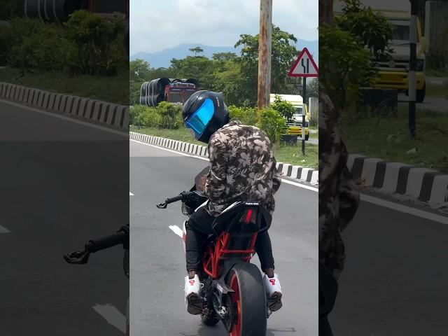 old ktm rc 200 bs4 hai koi taker ma !!#trending #rider #shorts #foryou #ytshorts #sports #ktm#zx10r