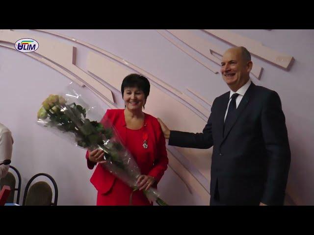 Arhivă:16.09.2017.Ana GUȚU decorată cu Ordinul R.Franceze ”Legiunea de Onoare”, Grad de Cavaler