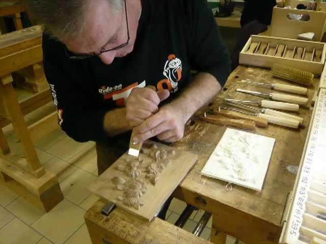 Cursus Houtsnijden - ornamentsnijden  / Woodcarving Classes 2011-2012