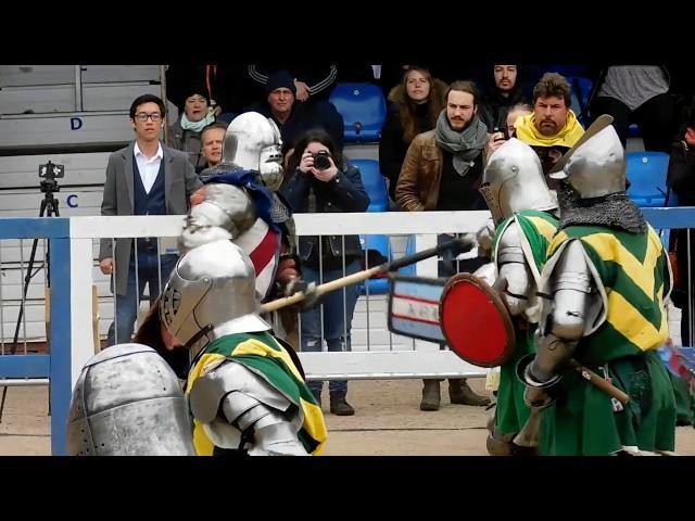 Armored medieval knight Simon Rohrich punches Australian off his feet 5 vs 5 2018 IMCF in Scotland